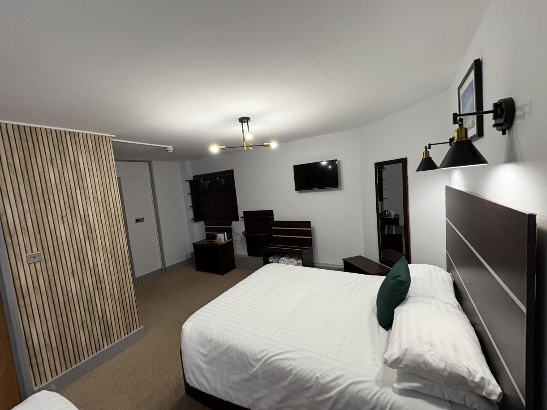 Best Western Ebbw Vale Exterior foto