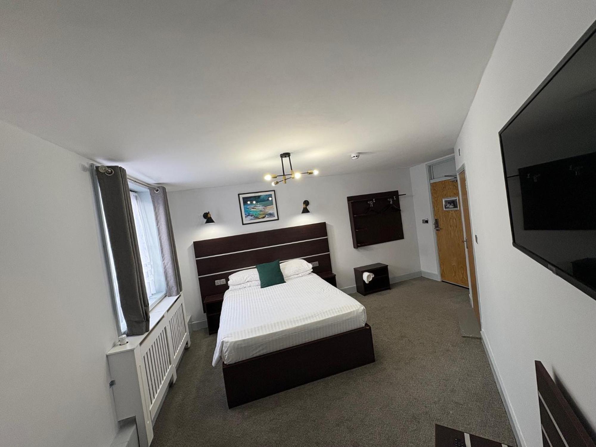 Best Western Ebbw Vale Exterior foto
